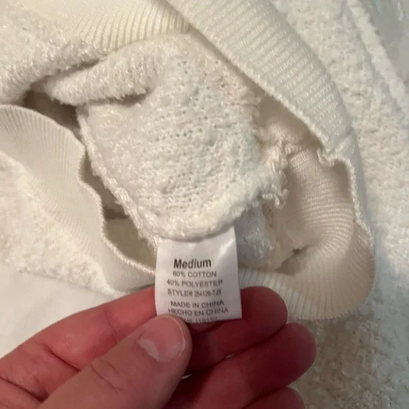 Warm & Cozy Lifestyle White V-Neck Long Sleeve Sweater Size M - Picture 4 of 4